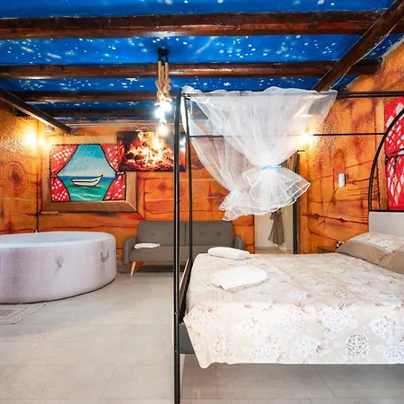 Liebeshotel Suite Romantica Con Spa Privata, Idromassaggio E Sauna *